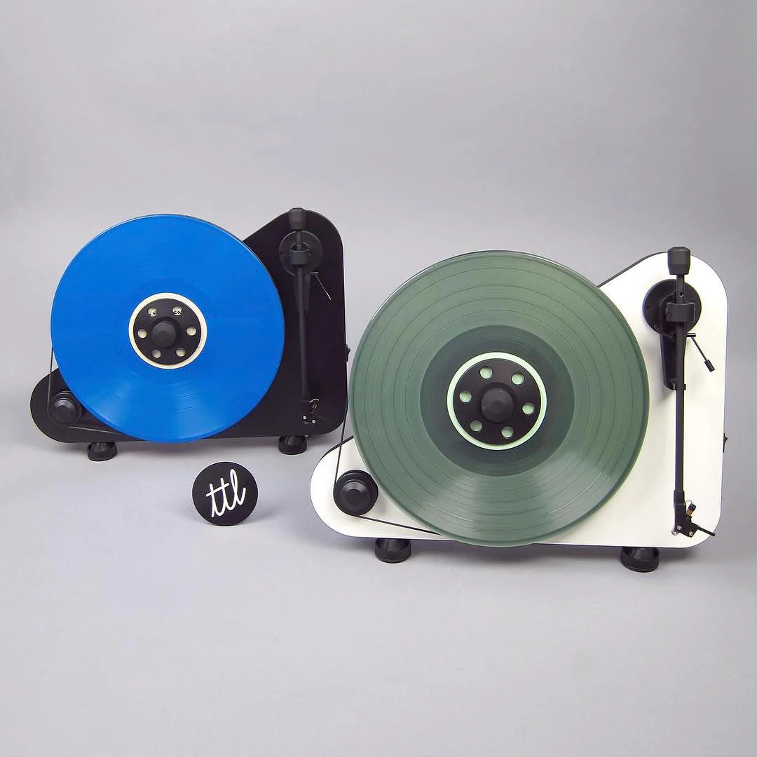 Pro-Ject: Vertical Turntable Right w/ Bluetooth - White (VT-E BT R) - Image 8